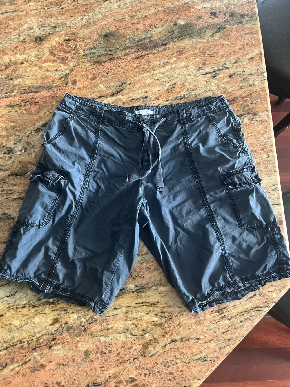 GAP Women's Navy Blue Cargo Shorts